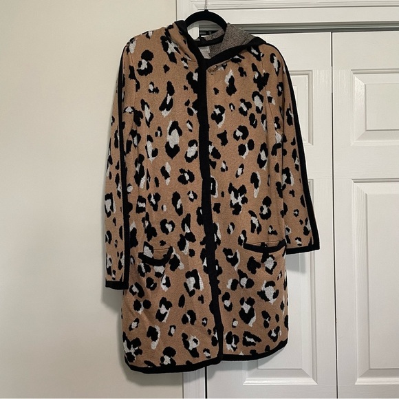 Chico's Animal Print Hooded Close Front Cardigan Duster Size 3 or XL 16 - Picture 1 of 8